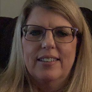 Meet your Posher, Pamela